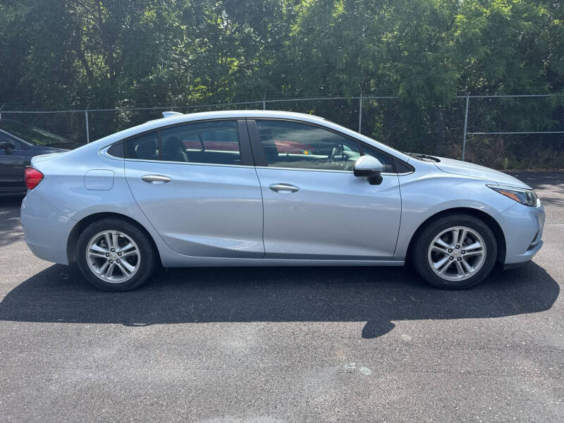 2018 Chevrolet Cruze LT Auto