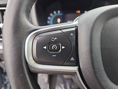 2024 Volvo S60 B5 Core Dark Theme