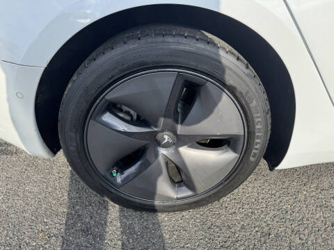 2020 Tesla Model 3 Long Range