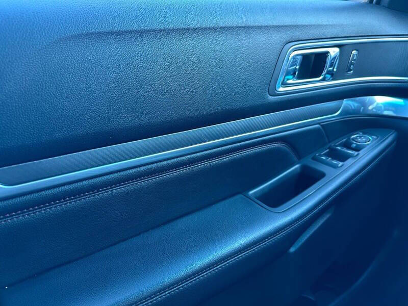 2016 Ford Explorer Sport