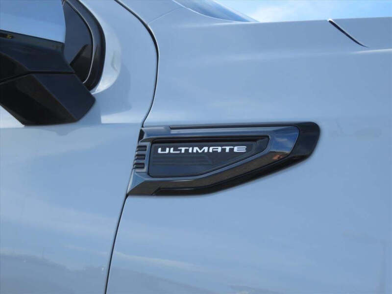 2025 GMC Yukon Denali Ultimate