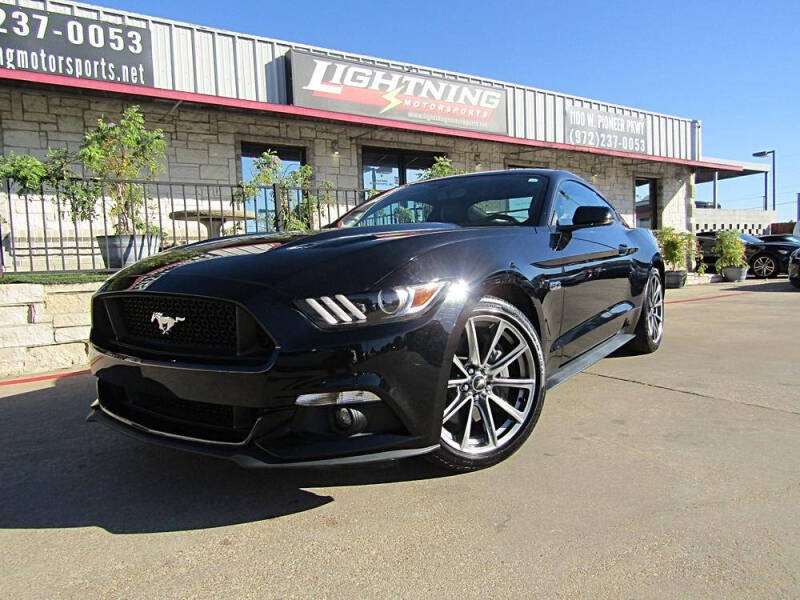 2017 Ford Mustang GT Premium's photo