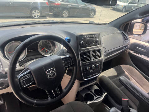 2015 Dodge Grand Caravan American Value Package