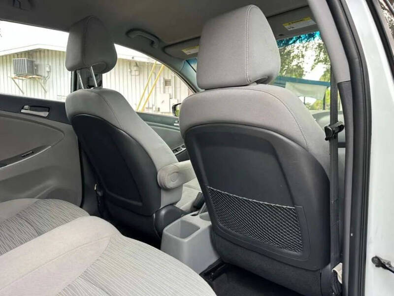 2015 Hyundai Accent GS