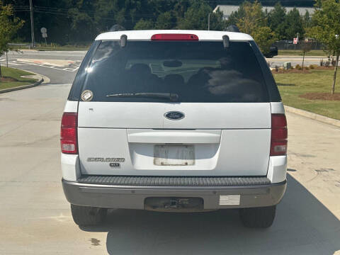 2004 Ford Explorer XLT