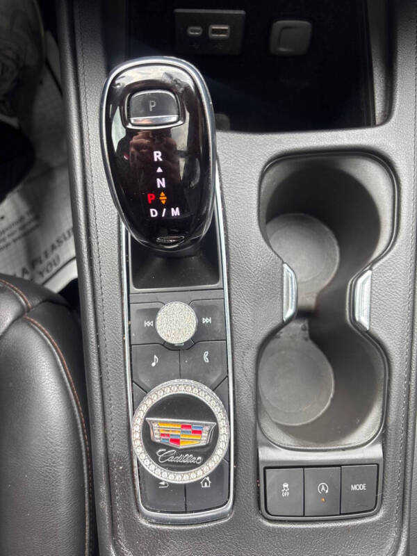 2023 Cadillac XT4 Sport