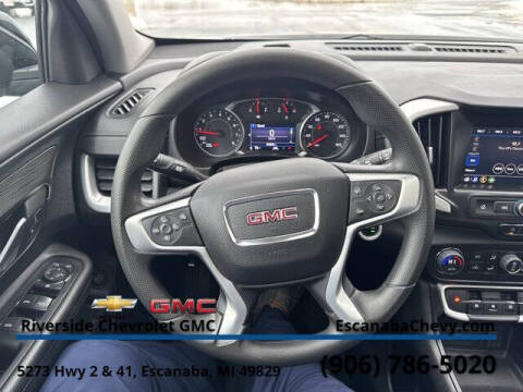 2022 GMC Terrain SLE