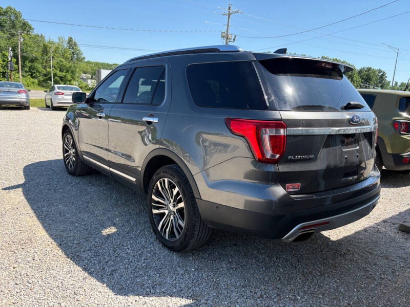 2017 Ford Explorer Platinum