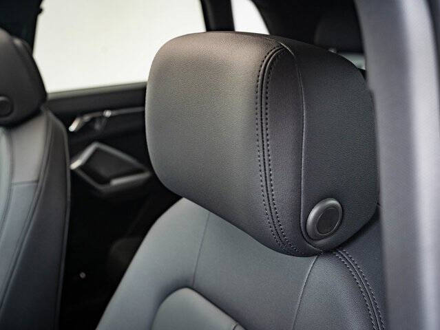 2025 Audi Q3 quattro S line Prem Plus 45 TFSI