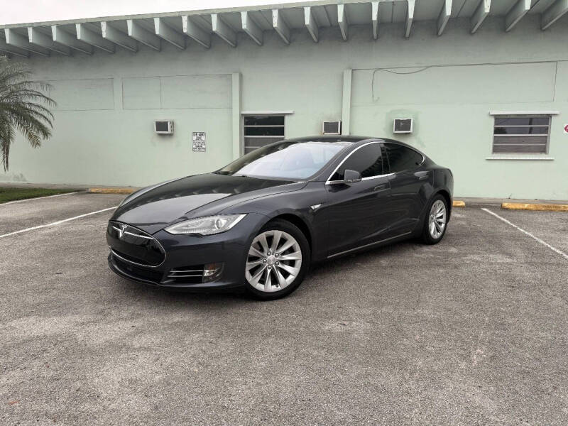 2015 Tesla Model S 85