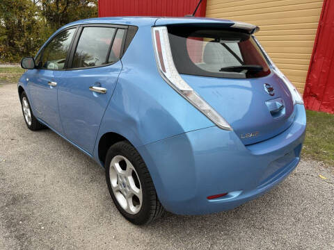 2011 Nissan LEAF SV