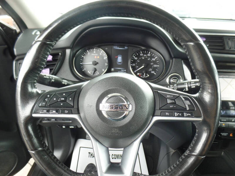 2017 Nissan Rogue SL