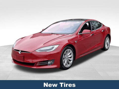 2017 Tesla Model S 90D