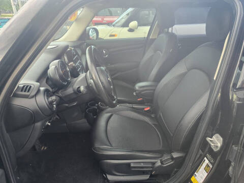 2015 MINI Hardtop 4 Door Cooper