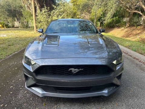 2021 Ford Mustang EcoBoost