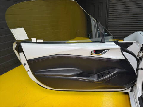 2016 Mazda MX-5 Miata Club