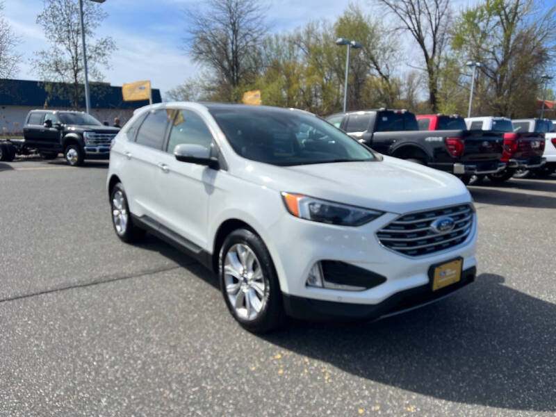 2022 Ford Edge Titanium