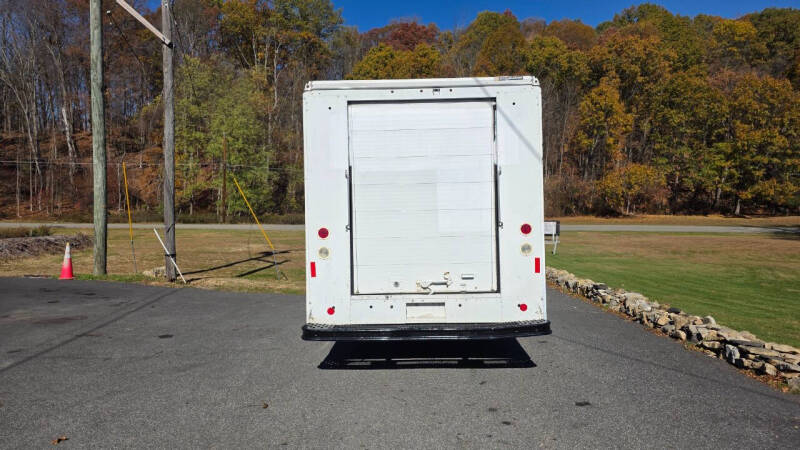 2018 Freightliner MT55 Chassis