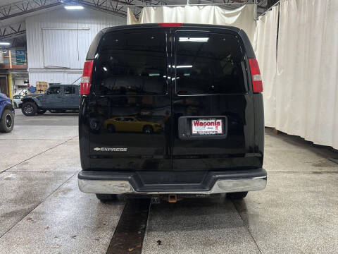 2017 Chevrolet Express LT 3500