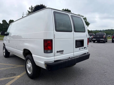 2011 Ford E-Series E-250