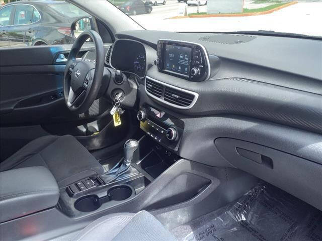 2019 HYUNDAI Tucson SUV / Crossover - $14,397