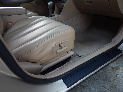 1997 Toyota Avalon XL