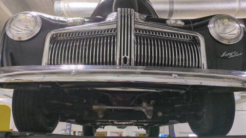 1942 Ford Super Deluxe