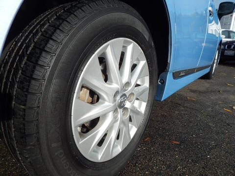 2013 Toyota Prius Plug-in Hybrid