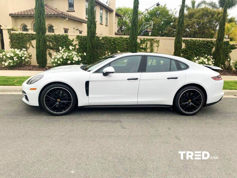 2018 Porsche Panamera