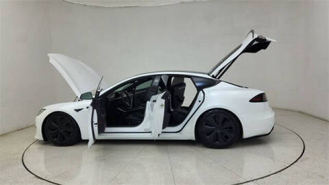 2023 Tesla Model S Plaid