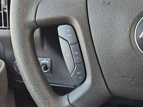 2024 Chevrolet Express 2500