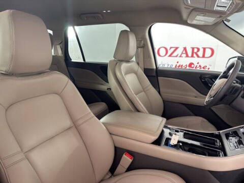 2023 Lincoln Aviator Standard