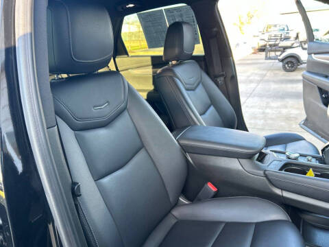 2023 Cadillac XT5 Luxury