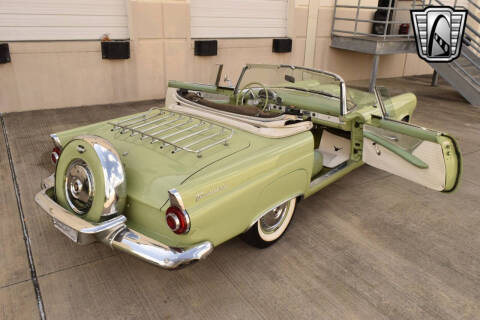 1956 Ford Thunderbird