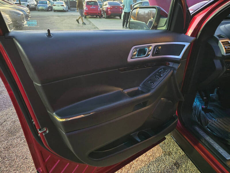 2011 Ford Explorer Limited