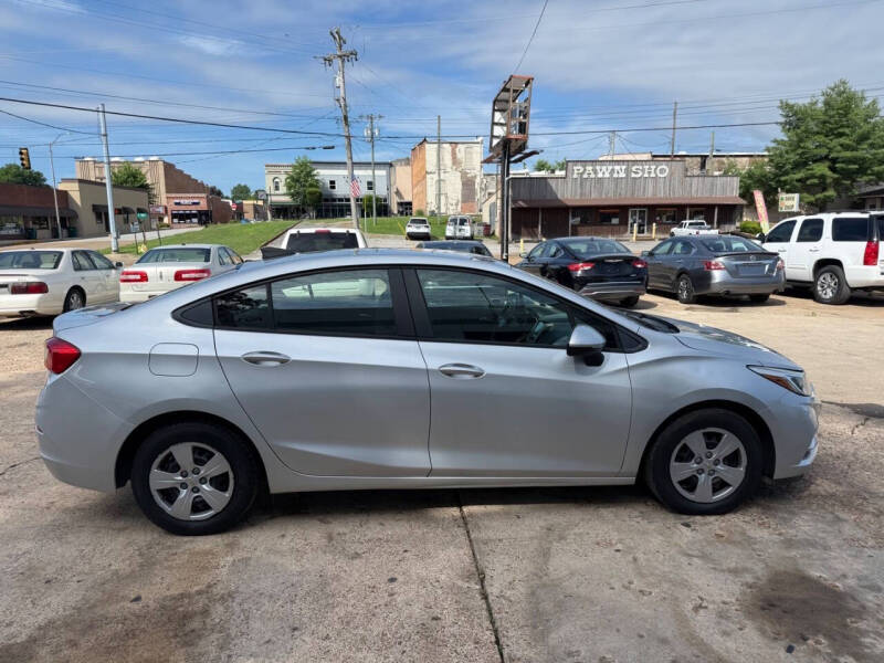 2018 Chevrolet Cruze LS Auto