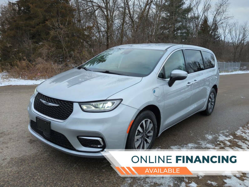 2023 Chrysler Pacifica Plug-In Hybrid Touring L