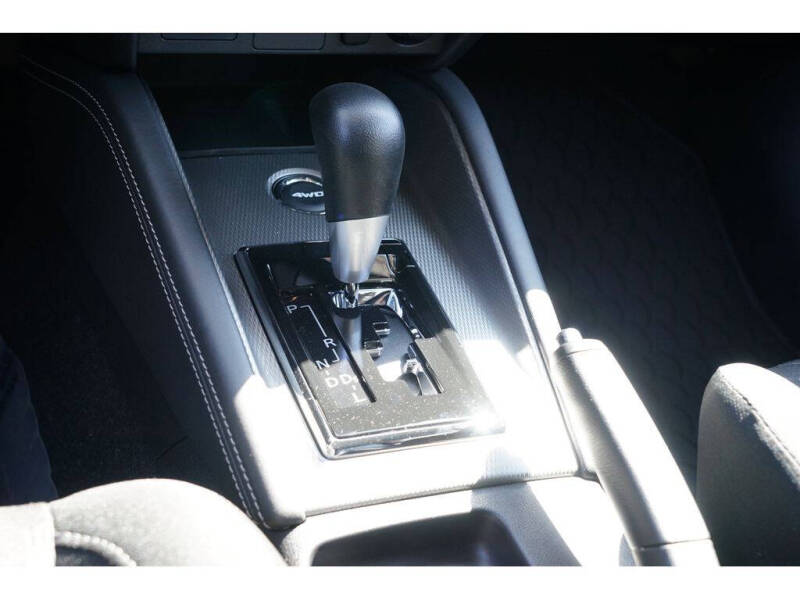 2025 Mitsubishi Outlander Sport ES