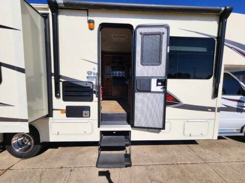 2016 Ford E-Series E-450 SD