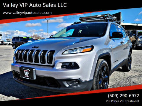 2017 Jeep Cherokee for sale at Valley VIP Auto Sales LLC in Spokane Valley WA