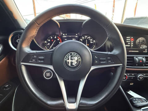 2019 Alfa Romeo Giulia Sport