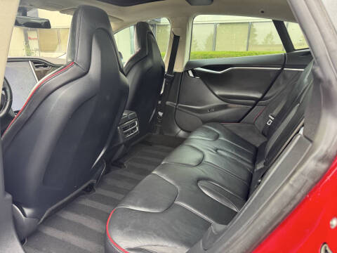 2013 Tesla Model S Performance