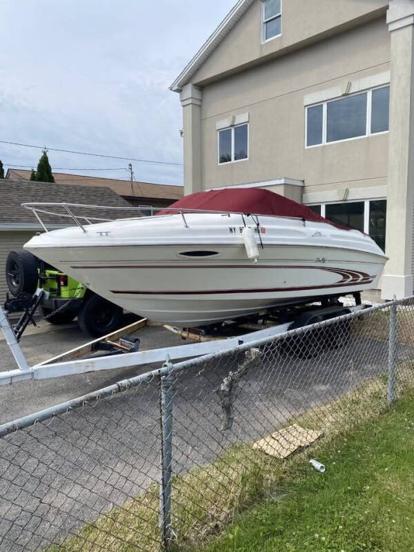 1998 Sea Ray 215 express cruiser