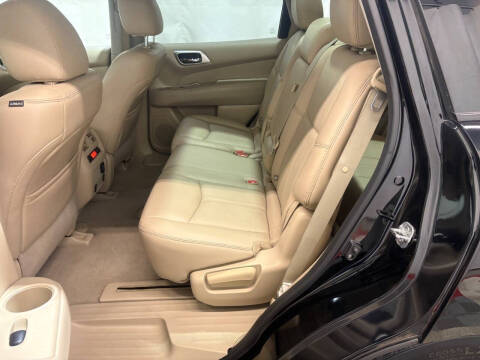 2014 Nissan Pathfinder SL