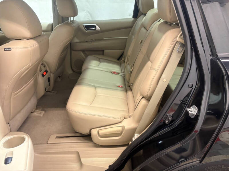 2014 Nissan Pathfinder SL