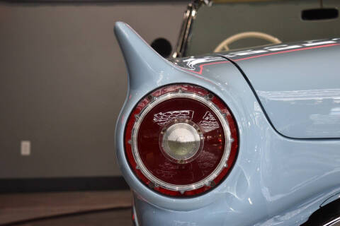 1957 Ford Thunderbird