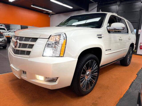 2012 Cadillac Escalade Premium