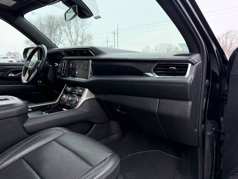 2022 GMC Yukon XL Denali