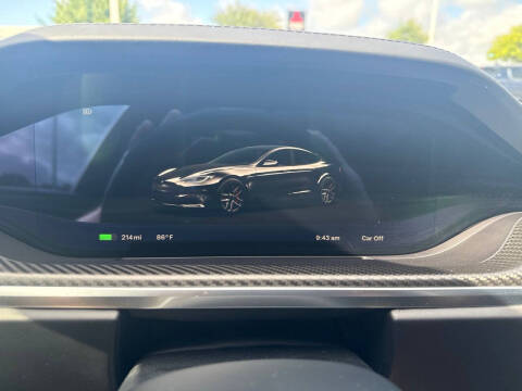 2025 Tesla Model S Plaid