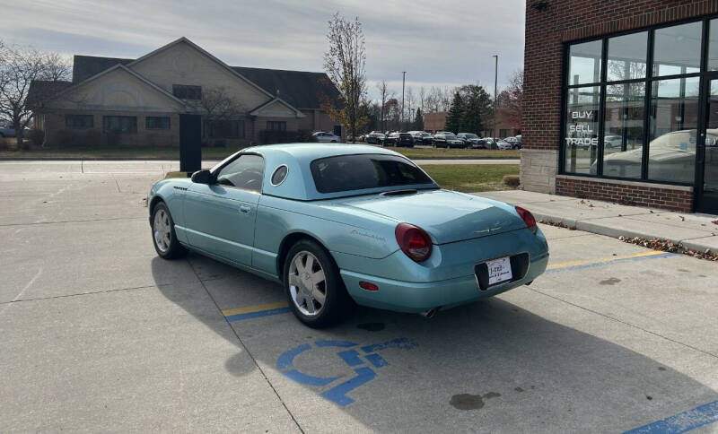 2002 Ford Thunderbird Deluxe